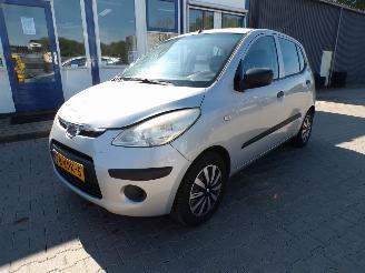 Vaurioauto  passenger cars Hyundai I-10 1.1 Active Cool 2010/1