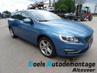 Volvo V-60 V60 I (FW/GW), Combi, 2010 / 2018 2.4 D6 20V Plug-in Hybrid AWD picture 2