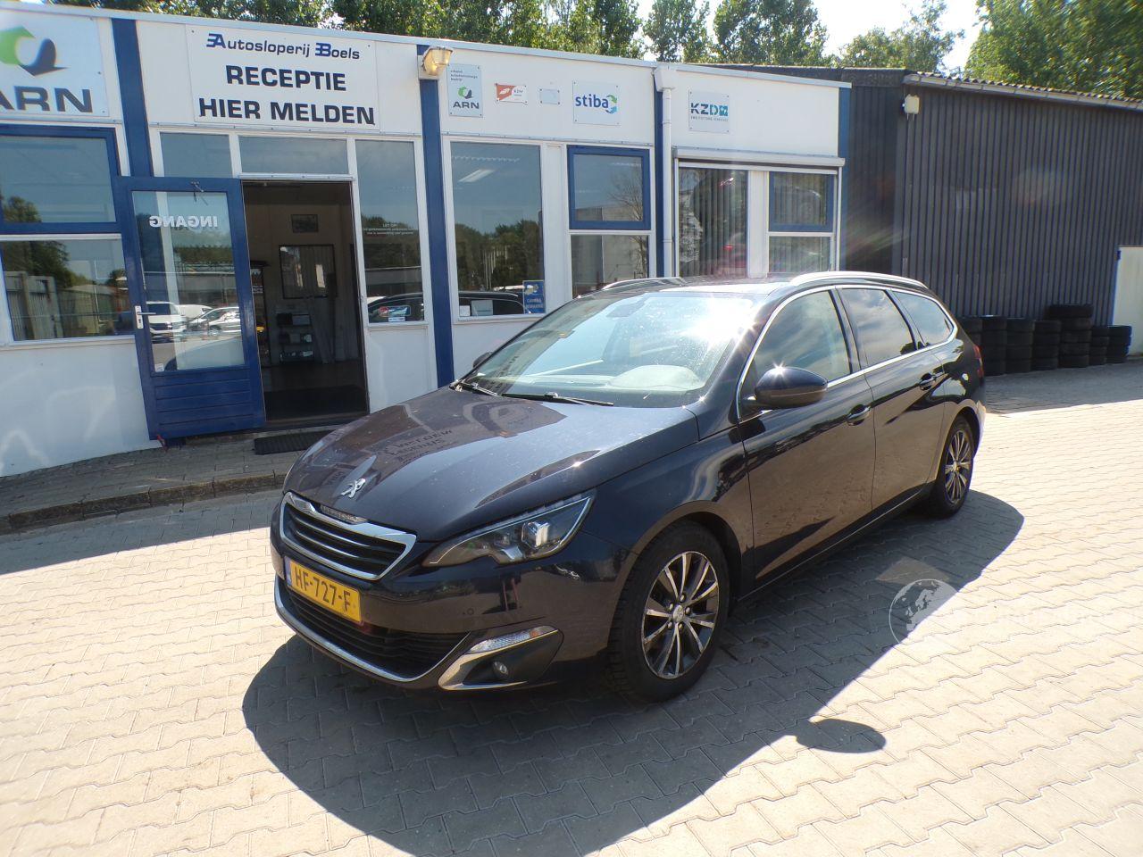 Peugeot 308 SW 1.2 Pure Tech Blue Lease Premium