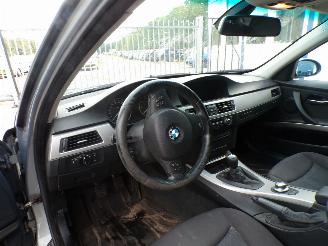 BMW 3-serie 318i Touring picture 7
