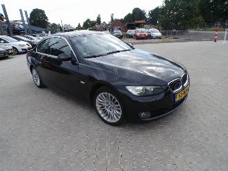 BMW 3-serie 320I coupe picture 2