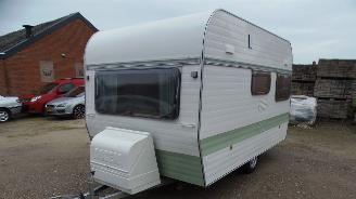 krockskadad bil caravan Chateau  Touring 350 1980/2