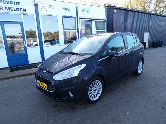 Damaged car Ford B-Max  2013/4