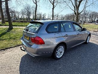 BMW 3-serie 105 kW (143 PK)  1995 cc. picture 5