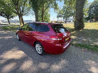 Peugeot 308 81 kW (110 PK)  1199 cc. picture 3