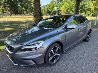 krockskadad bil auto Volvo V-40 112 kW (152 PK)  1498 cc. 2019/11