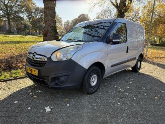 skadebil auto Opel Combo VAN 2012/1