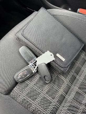 Audi A4 LIMOUSINE picture 18