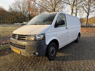 krockskadad bil bedrijf Volkswagen Transporter  2011/1