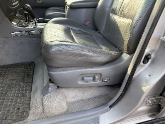 Toyota Landcruiser-100  picture 13