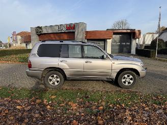 Toyota Landcruiser-100  picture 5