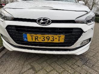 Hyundai I-20  picture 15