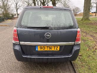Opel Zafira  picture 4