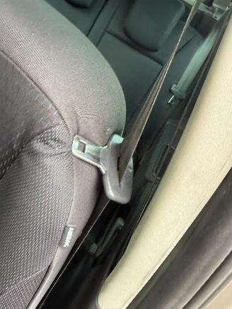 Renault Clio  picture 18