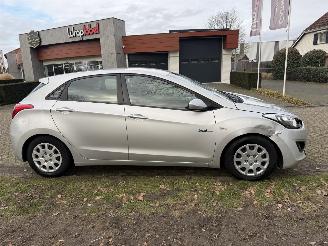 Hyundai I-30  picture 6