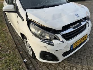 Peugeot 108  picture 11