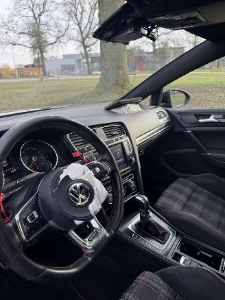 Volkswagen Golf 2.0 gti automaat picture 20