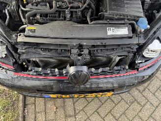 Volkswagen Golf 2.0 gti automaat picture 12