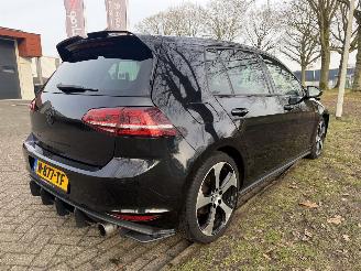 Volkswagen Golf 2.0 gti automaat picture 5