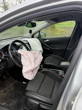 Opel Astra SPORTS TOURER+ picture 15