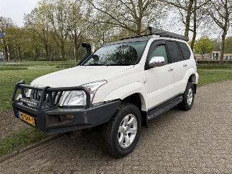 krockskadad bil auto Toyota Landcruiser PRADO 2003/1
