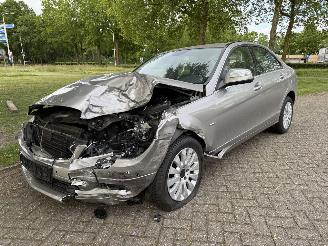 Coche accidentado Mercedes C-klasse  2008/1
