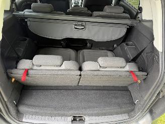 Ford Grand C-Max  picture 11