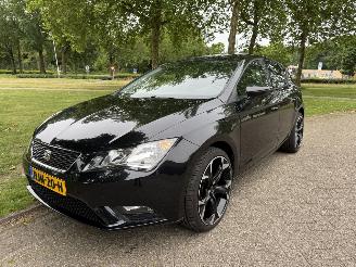 krockskadad bil auto Seat Leon 1.4 TSI FR 2013/1