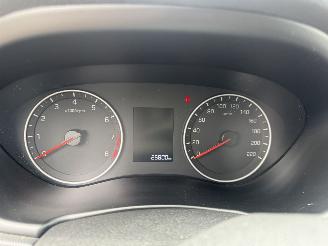 Hyundai I-20  picture 30