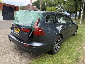 Volvo V-60  picture 5
