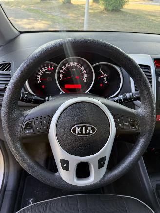 Kia Venga  picture 12