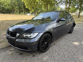 skadebil auto BMW 3-serie  2006/1