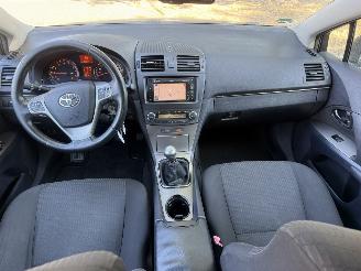 Toyota Avensis  picture 12