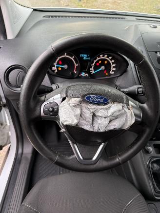 Ford Transit COURIER picture 26