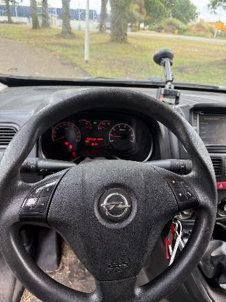 Opel Combo  picture 21