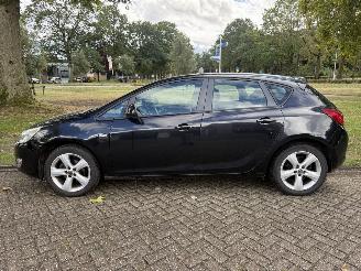 Opel Astra  picture 2