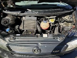 Volkswagen  Transporter picture 23