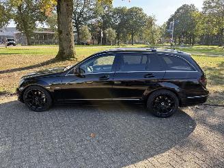 Mercedes C-klasse 200 picture 2