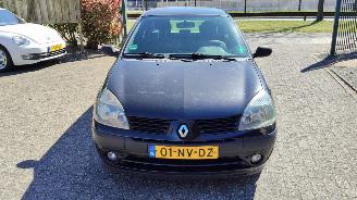 Renault Clio 1.2 comfort , 5-deurs , goed rijdend picture 2