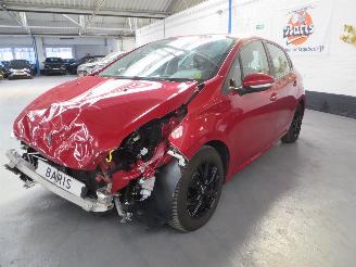 skadebil auto Peugeot 208 1.2vti PureTech AUTOMAAT 2018/1