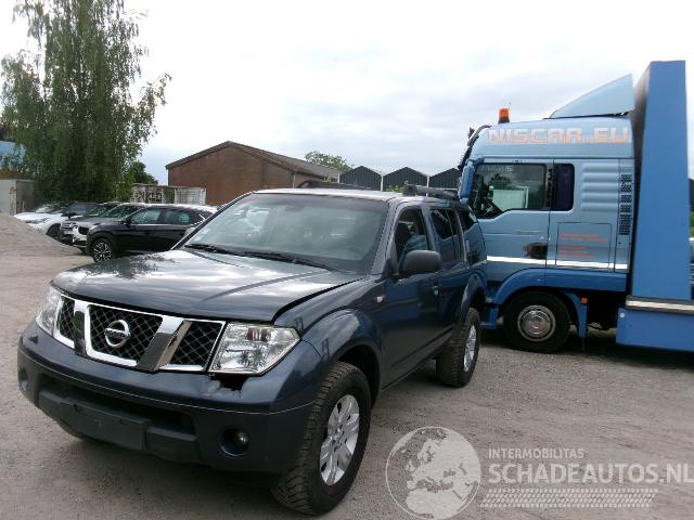 Nissan Path-finder