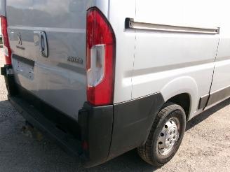 Peugeot Boxer 2.0 HDI Pack picture 13