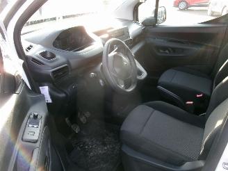 Peugeot Partner 1.6 HDI Pro picture 17