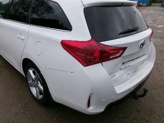 Toyota Auris Touring Sports 2.0 D4D  Touring Sports picture 13