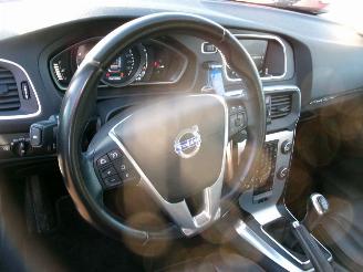Volvo V-40 1.6 D - Cross Country picture 29