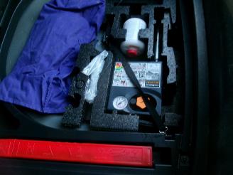 Volvo V-40 1.6 D - Cross Country picture 19