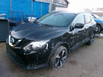 krockskadad bil auto Nissan Qashqai 1.6 Dci - N-Connect 2016/9