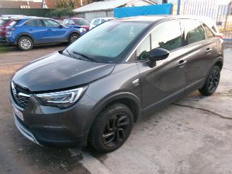 Voiture accidenté Opel Crossland 1.2 - 120 Jahre Edition 2020/1