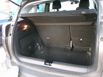 Opel Crossland 1.2 - 120 Jahre Edition picture 16