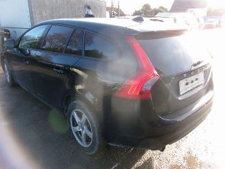 Volvo V-60 2.0 D - Kinetic picture 5